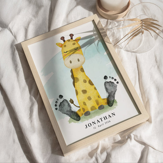 Fußabdruck Poster „Giraffe“ – personalisierbar